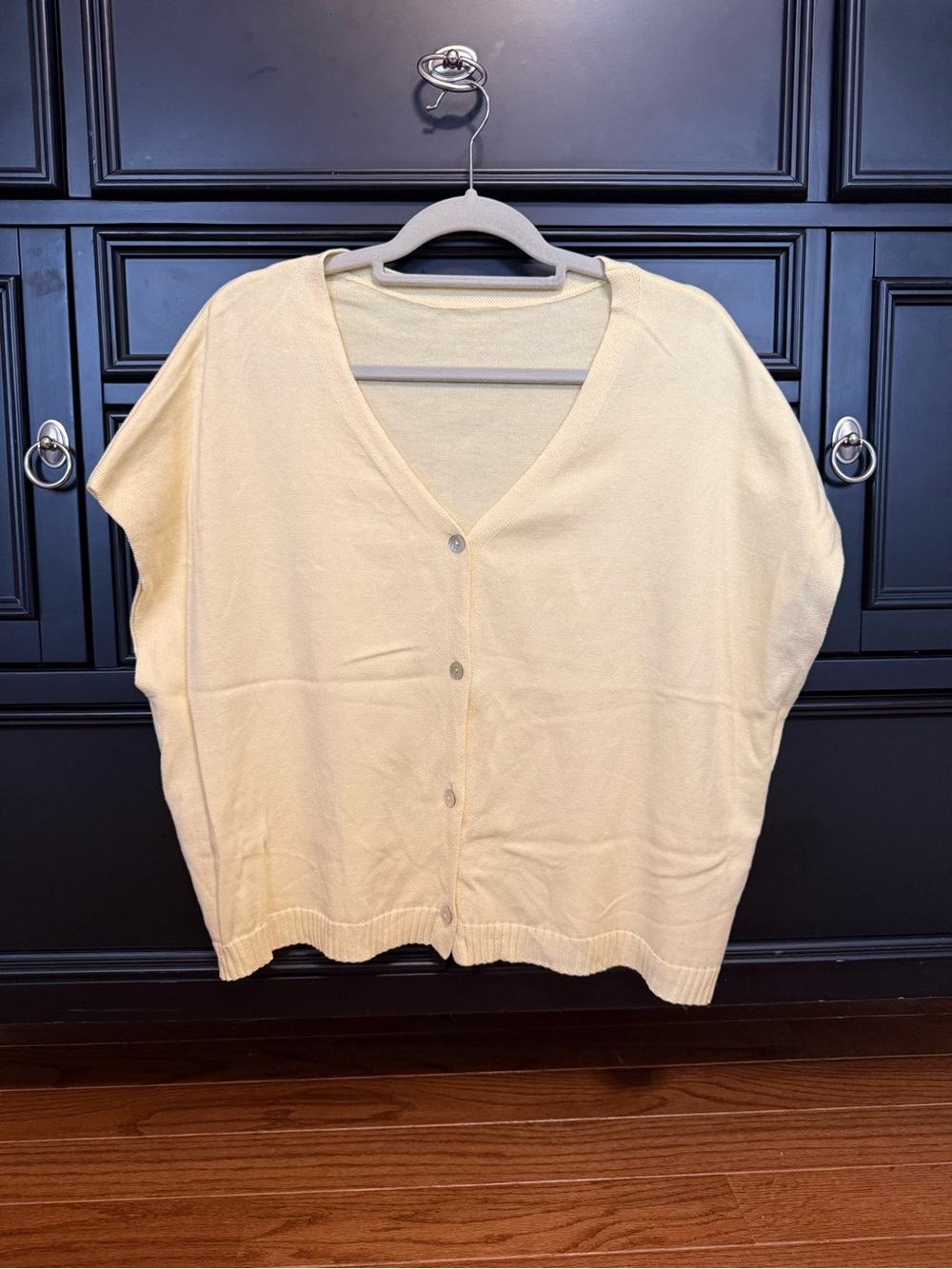 Butter Yellow Top